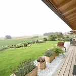 度假居 Haus Weitblick By Interhome